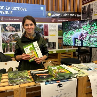 Vse izbrane poti so predstavljene v letaku.