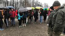 Na pogorelem Krasu prostovoljci posejali 100 kg semena
