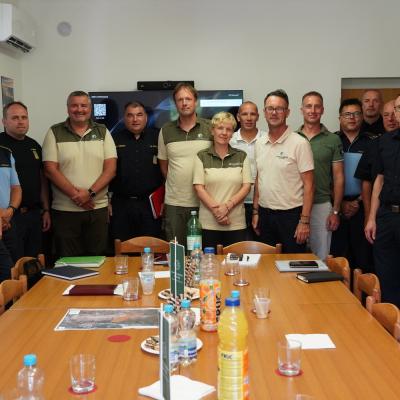 Sestanek po požaru v Brestovici na Območni enoti ZGS Sežana